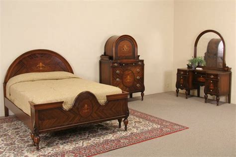 Antique Bedroom Furniture 1920